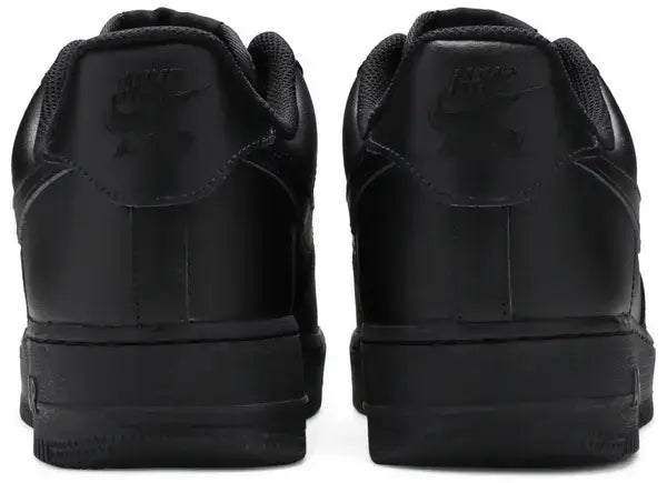 Nike Air Force 1 '07 – Triple Black
